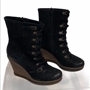 Badura black suede made with natural leather Platform shoes